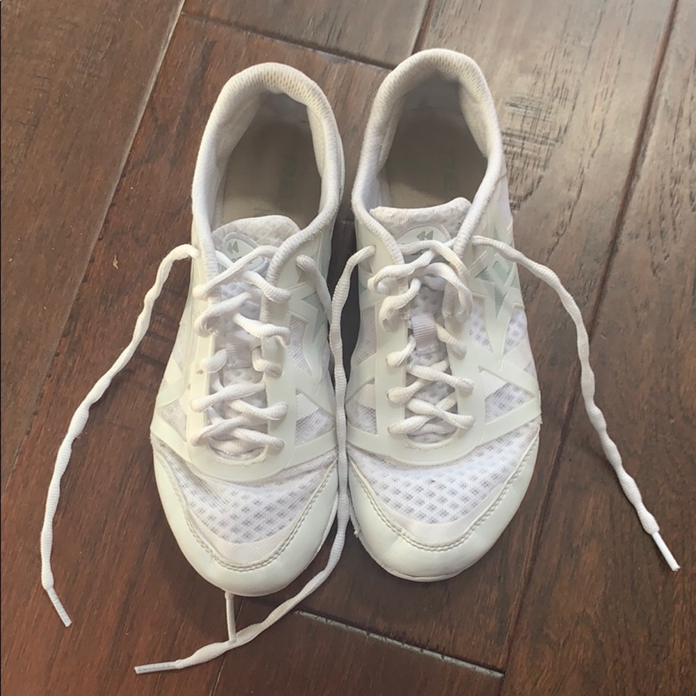 Rebel by Kaepa Cheer Shoe Size 7